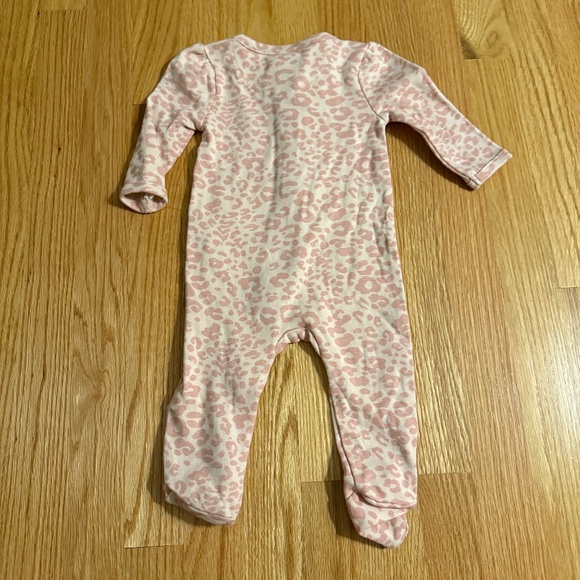 Levi’s Baby Girl Footed 1 Piece - Picture 5 of 9